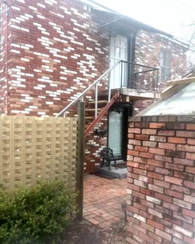 Main picture of 406 N Elm St