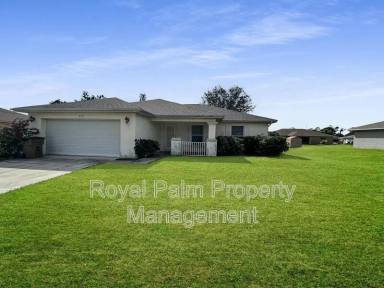 Main picture of 672 Homestead Rd S