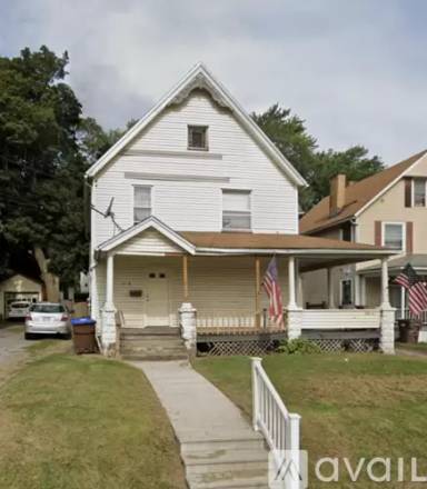 Main picture of 780 S Irvine Ave