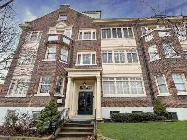 Main picture of 700 Prince Edward St