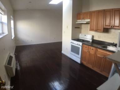 Main picture of 1227 Bainbridge St