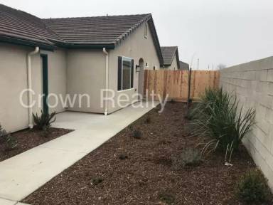 Main picture of 3077 Bright St