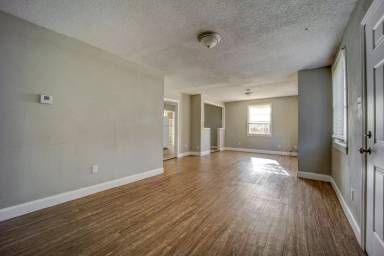 Main picture of 502 N 25th St