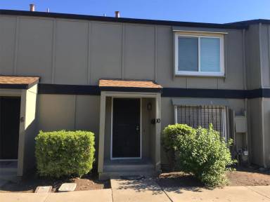 Main picture of 30 El Capitan Ln