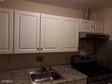 Main picture of 77 Adams Rd