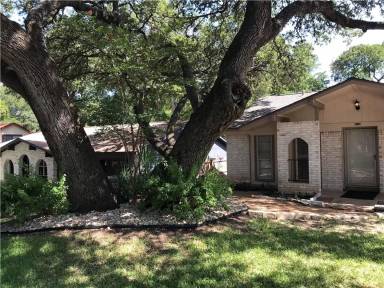 Main picture of 2600 Greenland Ln