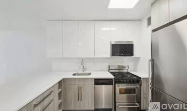 Main picture of 317 W 57th St