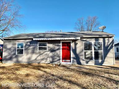 Main picture of 2415 Meadowlane Dr