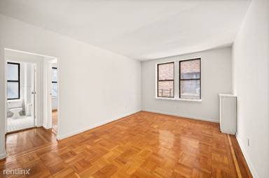 Main picture of 225 E 202nd St