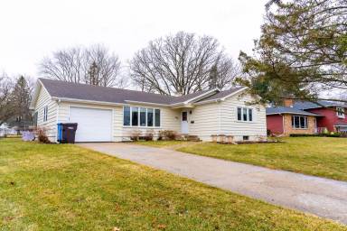 Main picture of 260 Kierstead Ln