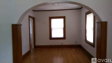Main picture of 309 N 35th St
