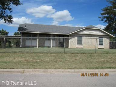 Main picture of 4802 SE Aberdeen Ave