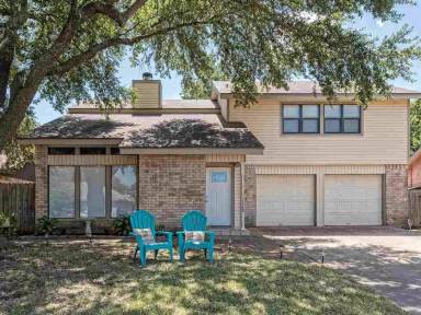Main picture of 2209 Ramada Dr