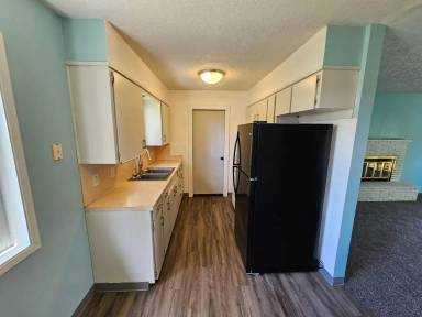 Main picture of 407 G Ave