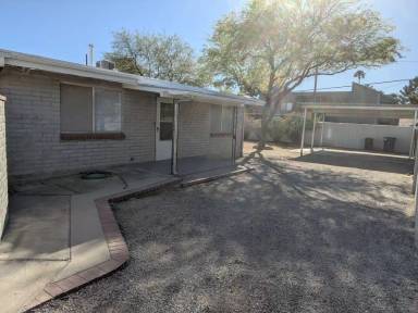 Main picture of 3733 N Tyndall Ave