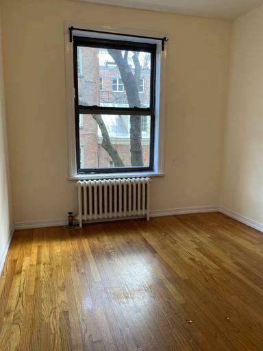 Main picture of 19 Commerce St Apartments