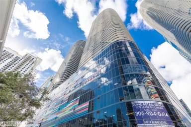 Main picture of Brickell Heights