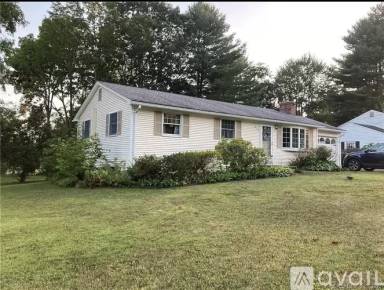 Main picture of 208 Lyman Dr