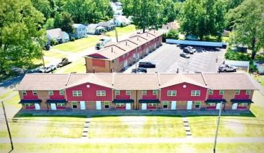 Main picture of 2184 Mogadore Rd