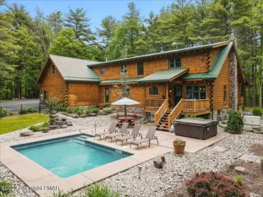 Main picture of 899 Lower Swiftwater Rd