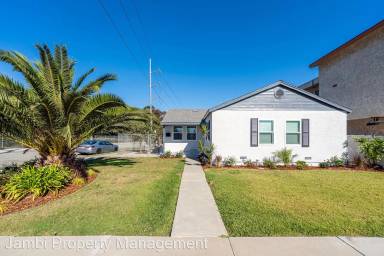Main picture of 5027 W 118th Pl