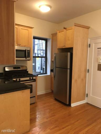 Main picture of 212 Grand St