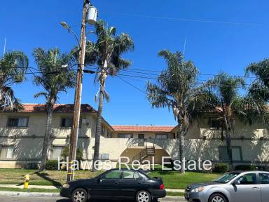 Main picture of 120 N 13th Ave