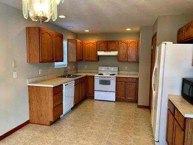 Main picture of 12848 Rolling Meadows Dr