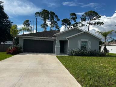 Main picture of 21286 Quesada Ave