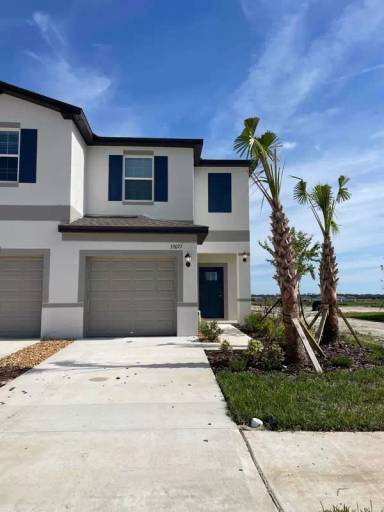 Main picture of 32077 Powderpuff Mimosa Dr
