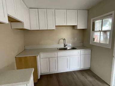 Main picture of 5263 Kent Ave