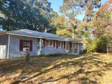 Main picture of 103 Dwayne Dr