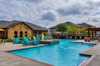 Main picture of Parc at Denham Springs