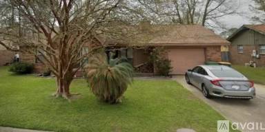 Main picture of 221 Seville Cir