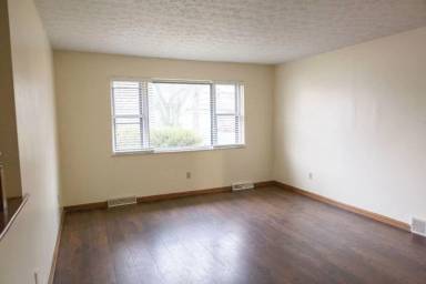 Main picture of 5176 Avalon Ave