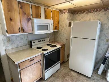 Main picture of 625 W Ford St