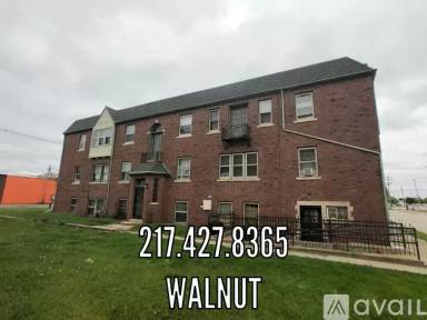 Main picture of 210 N Walnut St