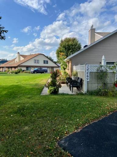 Main picture of 14449 Hayes Rd