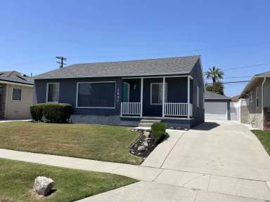 Main picture of 5837 Yearling St