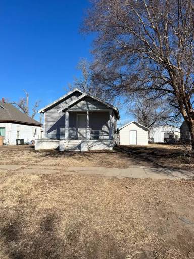 Main picture of 724 W 1st Ave
