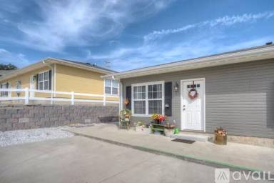 Main picture of 1128 Crane Dr