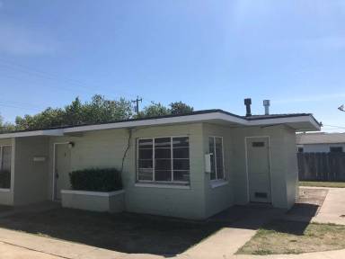 Main picture of 710 Talbot St