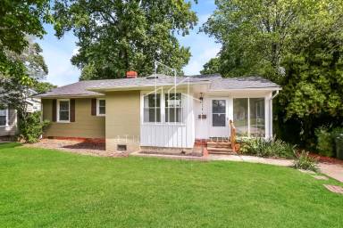 Main picture of 2500 Fernwood Dr