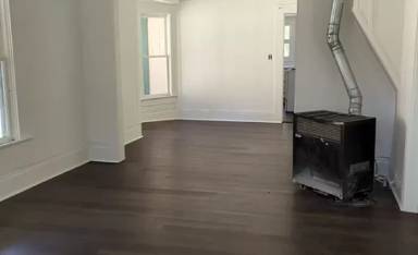 Main picture of 317 Gladstone St
