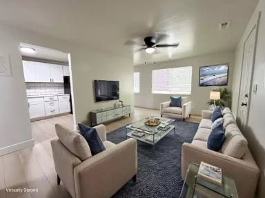 Main picture of 1831 W Parkway Blvd