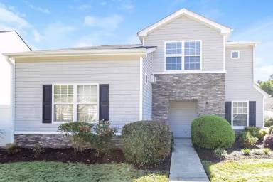 Main picture of 1255 W Oaks Way