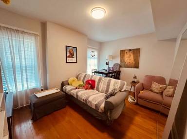 Main picture of 1036 Michigan Ave