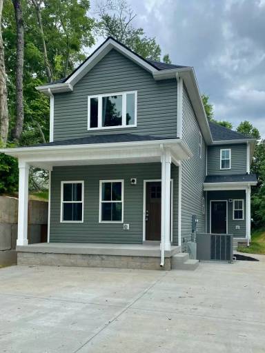 Main picture of 714 Gracey Ave
