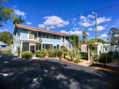 Main picture of 2635 2nd St