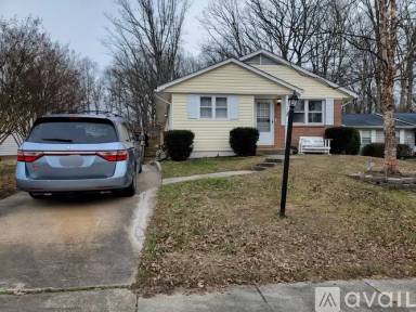 Main picture of 2893 Chalet Ct
